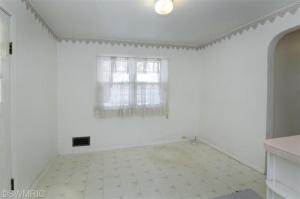 246 E Morrell St, Otsego, MI 49078 photo 9