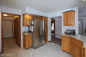 458 N Elm Ave, White Cloud, MI 49349 photo 20