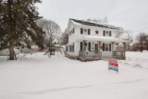 409 N Bridge St, Belding, MI 48809 photo 2