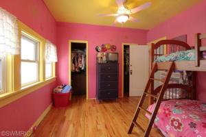 409 N Bridge St, Belding, MI 48809 photo 17