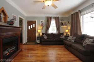 409 N Bridge St, Belding, MI 48809 photo 3