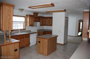 2418 138th Ave, Dorr, MI 49323 photo 3
