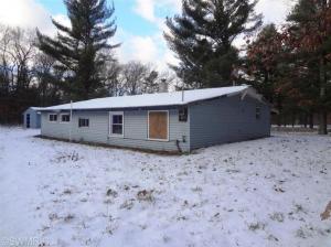 4120 E 82nd St, Newaygo, MI 49337 photo 2