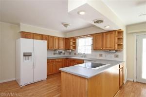 124 Walnut Woods, Plainwell, MI 49080 photo 5