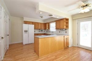 124 Walnut Woods, Plainwell, MI 49080 photo 8