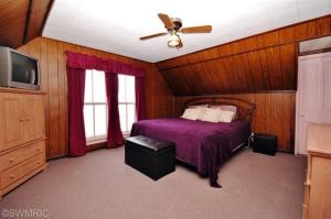 215 E Congress St, Belding, MI 48809 photo 18
