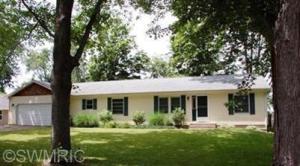 61190 Lenawee Rd, Cassopolis, MI 49031 photo 1