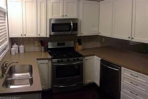 120 Brigham, Plainwell, MI 49080 photo 3