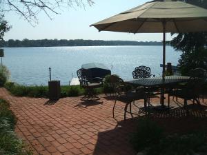 719 Maple St, Colon, MI 49040 photo 7