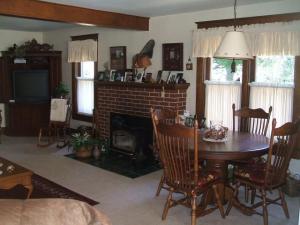 719 Maple St, Colon, MI 49040 photo 10