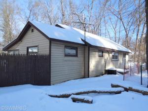 6718 River St, Newaygo, MI 49337 photo 15
