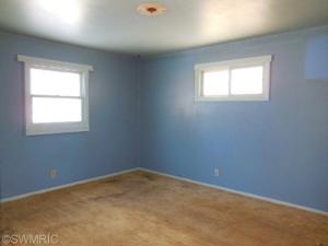 6718 River St, Newaygo, MI 49337 photo 8