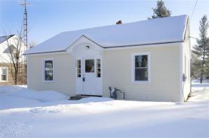 308 S Hooker Ave, Three Rivers, MI 49093 photo 1