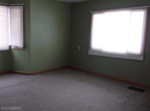229 E State St, Mendon, MI 49072 photo 5