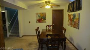 616 Glenview Cir, Plainwell, MI 49080 photo 10