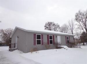 513 Vincent St, Belding, MI 48809 photo 1