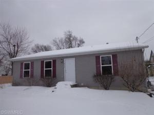 513 Vincent St, Belding, MI 48809 photo 6