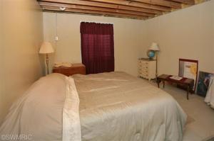1010 Taylor Dr, Plainwell, MI 49080 photo 14