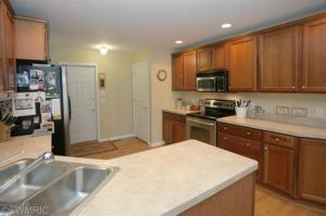 1010 Taylor Dr, Plainwell, MI 49080 photo 5