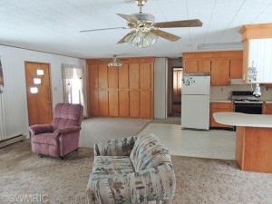 7922 E 36th St, Newaygo, MI 49337 photo 4
