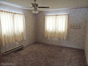 7922 E 36th St, Newaygo, MI 49337 photo 9