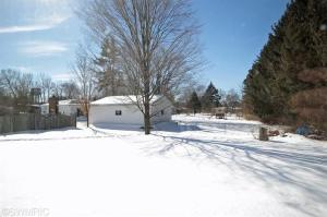 711 Glenview Dr, Plainwell, MI 49080 photo 18