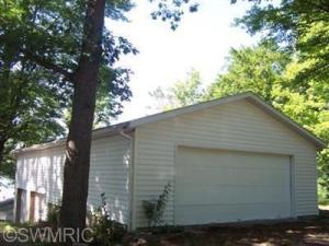 7160 E Lakeshore Dr, Walkerville, MI 49459 photo 4