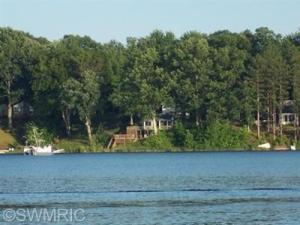 7160 E Lakeshore Dr, Walkerville, MI 49459 photo 2