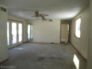 205 East St, Reading, MI 49274 photo 5