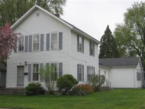 6 E Beech St, Three Oaks, MI 49128 photo 4