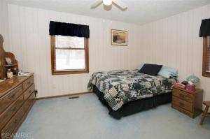 761 Thomas St, Plainwell, MI 49080 photo 10