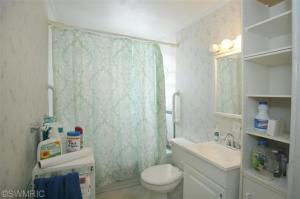 150 Prospect St, Plainwell, MI 49080 photo 16