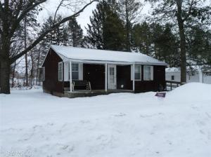 150 Prospect St, Plainwell, MI 49080 photo 2
