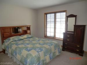 580 Tee Ct, Coldwater, MI 49036 photo 8
