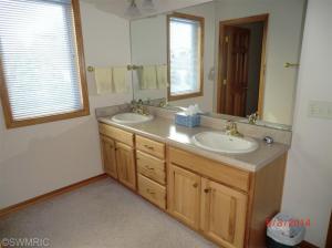 580 Tee Ct, Coldwater, MI 49036 photo 12