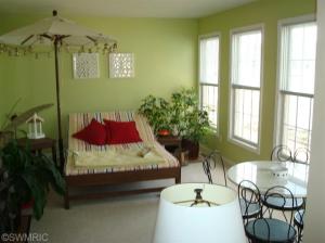 551 Upton Dr, St. Joseph, MI 49085 photo 8