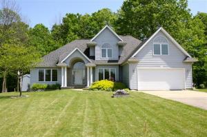 124 Peter Pan Ln, Marshall, MI 49068 photo 1