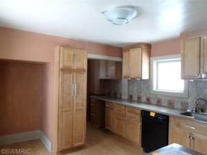 110 E Locust St, Three Oaks, MI 49128 photo 9