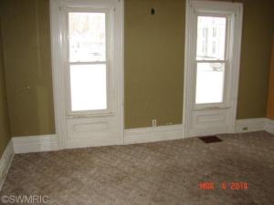117 S Andrews St, Three Rivers, MI 49093 photo 3