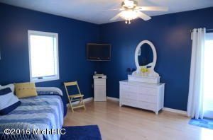 234 E Main St, Walkerville, MI 49459 photo 17