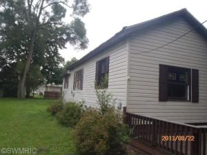 317 Seventh Ave, Three Rivers, MI 49093 photo 3