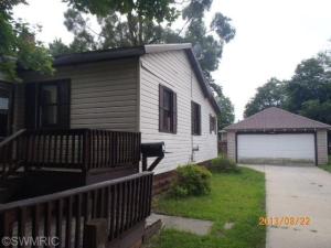317 Seventh Ave, Three Rivers, MI 49093 photo 2