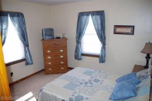828 Baldwin St, Jenison, MI 49428 photo 12