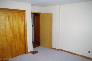 828 Baldwin St, Jenison, MI 49428 photo 14