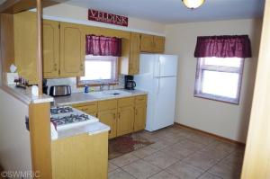 828 Baldwin St, Jenison, MI 49428 photo 9