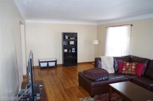 828 Baldwin St, Jenison, MI 49428 photo 4