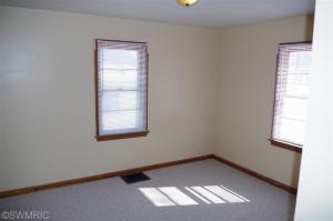 828 Baldwin St, Jenison, MI 49428 photo 13