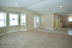 515 Gladys St, Plainwell, MI 49080 photo 5