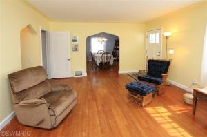 1109 Parchmount, Parchment, MI 49004 photo 3
