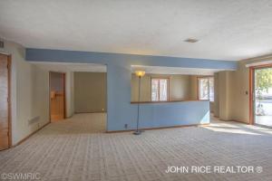 8033 Bolt Dr SE, Ada, MI 49301 photo 18